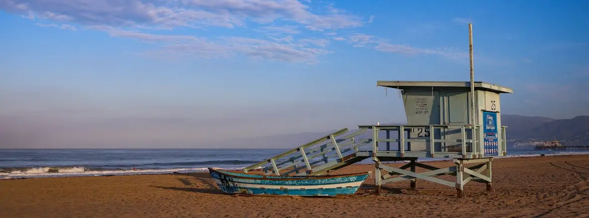 A lifeguard station on a beach in LA