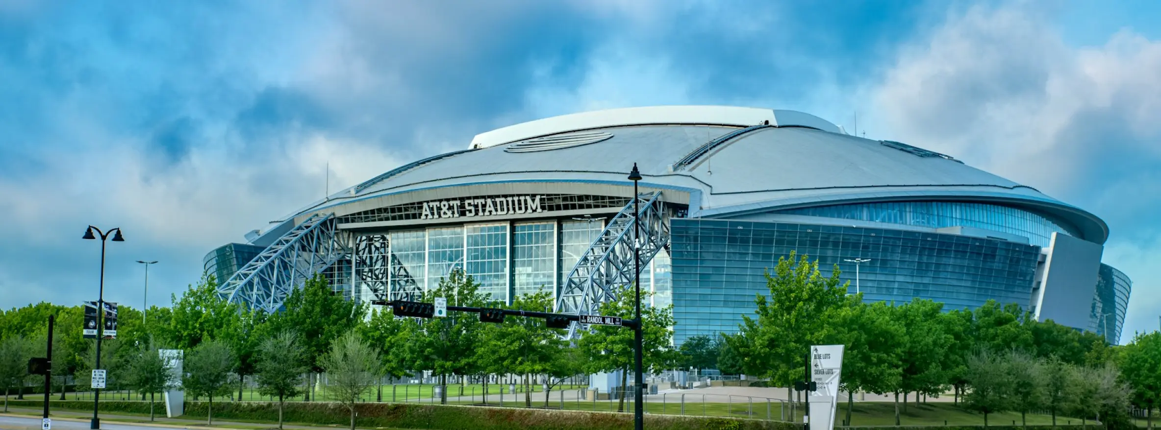 Exterior of the AT&T Stadium in Dallas, Texas